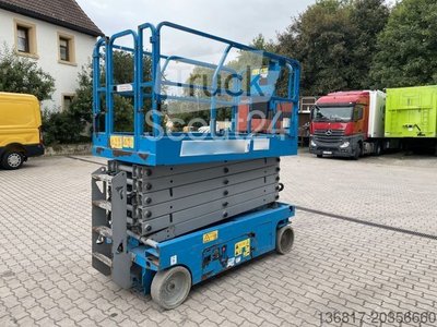 Arbeitsbühne GENIE Scherenbühne Elektro GS 4047 AH 13,75 m 350 kg gebraucht