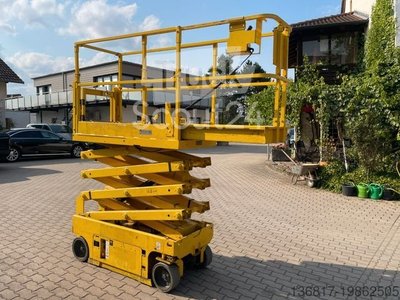 Arbeitsbühne GENIE GS 1930 S 79-8 Scherenbühne Elektro AH 7,85 m gebraucht