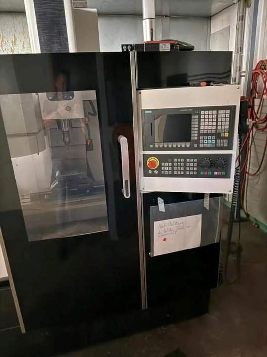 Bernardo CNC-Vertikalbearbeitungszentrum VMC 625