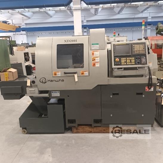 CNC Long Turning Machines HANWHA XD-20H