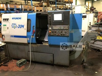 CNC Turning Centers HYUNDAI HIT 200 M