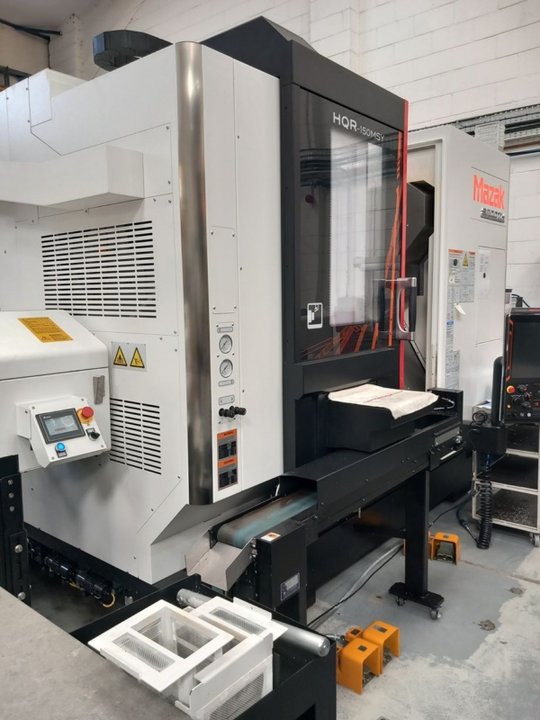 CNC Turning Centers MAZAK HQR 150 - MSY