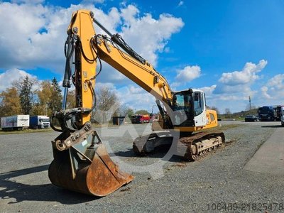 LIEBHERR R 924 Oilquick OQ 80