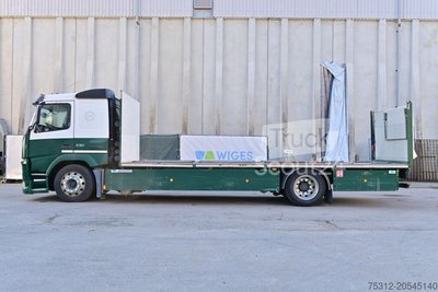 LKW mit Pritsche (offen) Volvo FM330  4x2 ADR E6 Retarder 1 Bett LBW AHK gebraucht