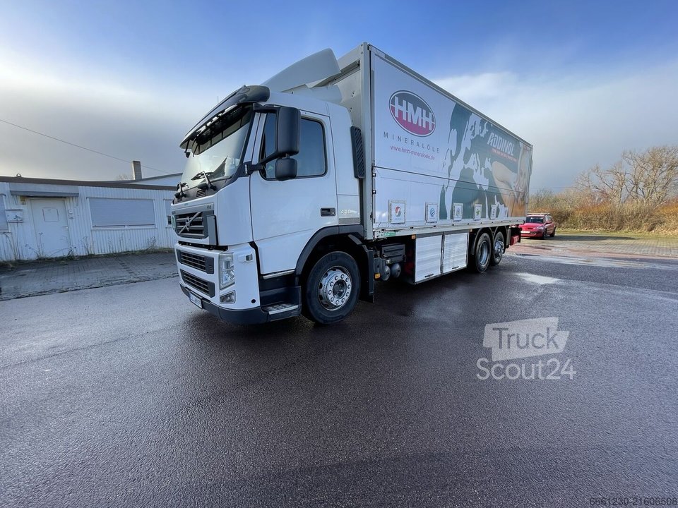 LKW mit Getränkeaufbau für Schmierstoffe Volvo FM 450 Schmierstoff Anlage Pumpe gebraucht