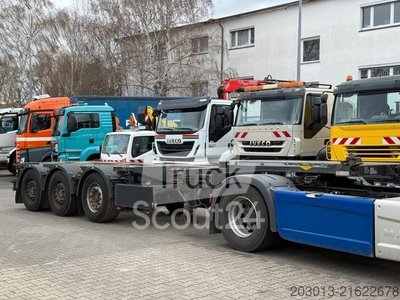 Auflieger-Wechselfahrgestell BROSHUIS 3UCC39/45 Wechselcontainerchassis Ausziehbar ADR gebraucht