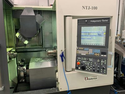 CNC lathe center NAKAMURA NTJ-100
