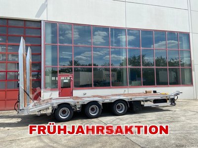 Möslein TT 31  31 t GG Tridem- Tieflader 3 Achs, gelenktNeufahrzeug