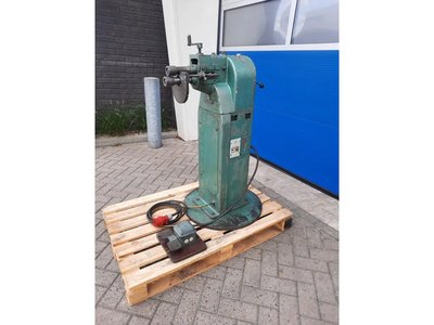 Kramer – Versiegel-/Kakerlakenmaschine