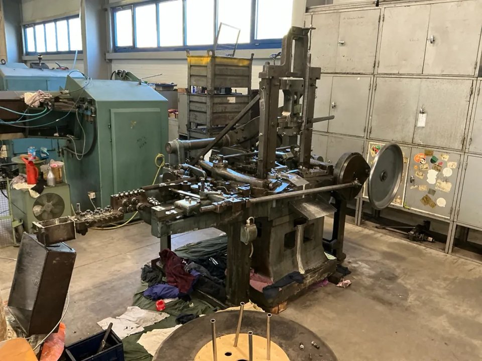 Drahtbiegemaschine inklusive Abwickelhaspel
