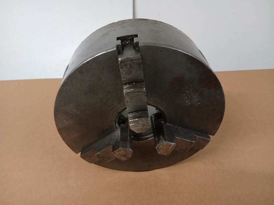 Arowa 200 three-jaw chuck, chuck turntable