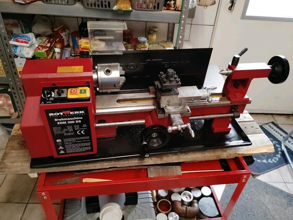 Kleine Tischdrehmaschine, Tischdrehbank, Drehmaschine,