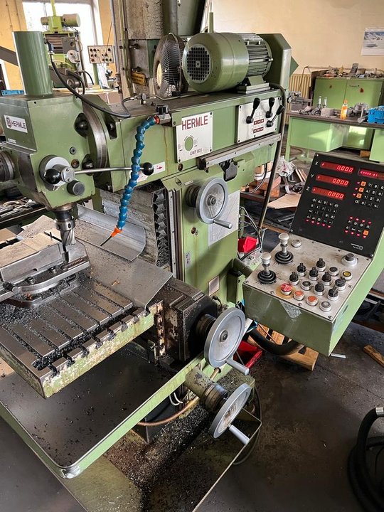 Производитель: HERMLE UWF 801 Universal Milling Machine Heidenhain