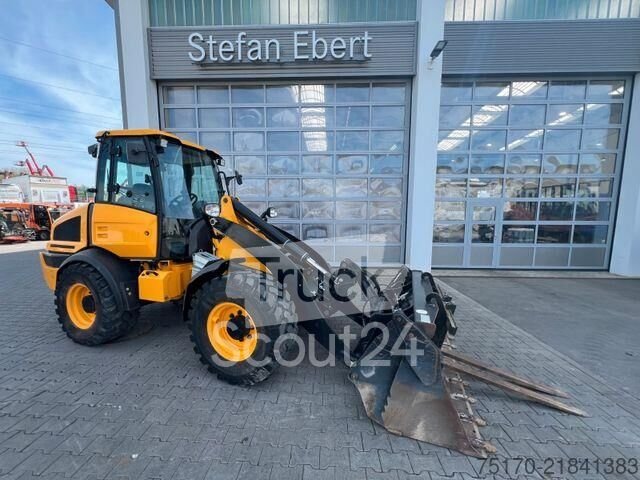 Radlader JCB 409 SV / nur 2.496h / Klima Klappschaufel Gabel gebraucht