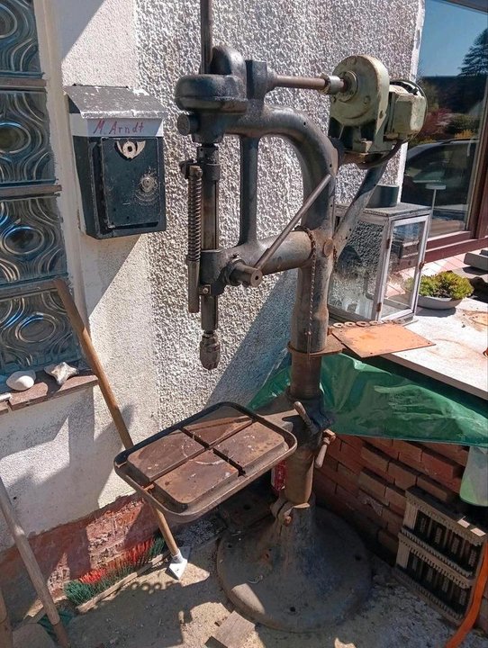 Standbohrmaschine