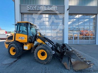 JCB 409 SV / nur 758h! / Klappschaufel / Gabel
