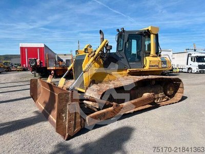 Komatsu D65PX-15 / nur 5.945h / Baujahr: 2004