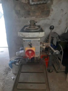 Tischbohrmaschine
