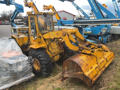 Radlader Hanomag MF 33C Massey Ferguson / for parts only gebraucht