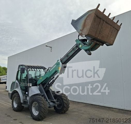 Radlader KRAMER KL30.8T Teleskopradlader Allrad 4x4x4 Hundegang gebraucht