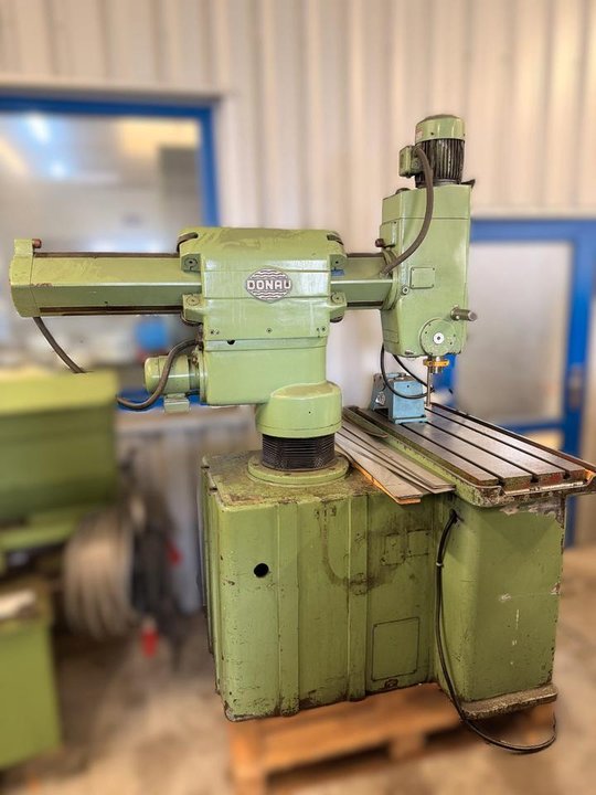 DONAU DR23 Radialbohrmaschine