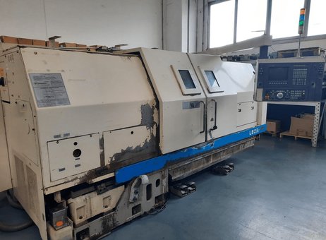 OKUMA LB 25 II cnc lathe