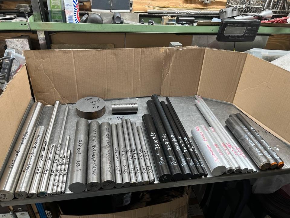 New round rod for the lathe for sale