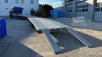 Abschleppwagen IVECO Daily 50C18 Autotransporter 3-Achser Fahrzeugtransporter gebraucht