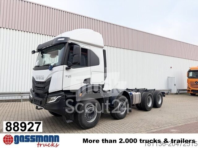 LKW-Fahrgestell Iveco T-Way AT410T51 8x4, Retarder, Nebenantrieb, 4x neu