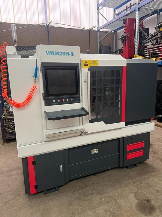 CNC lathe wheel rims shining repair brick damage