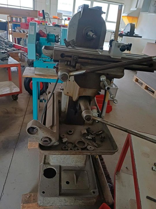 milling machine