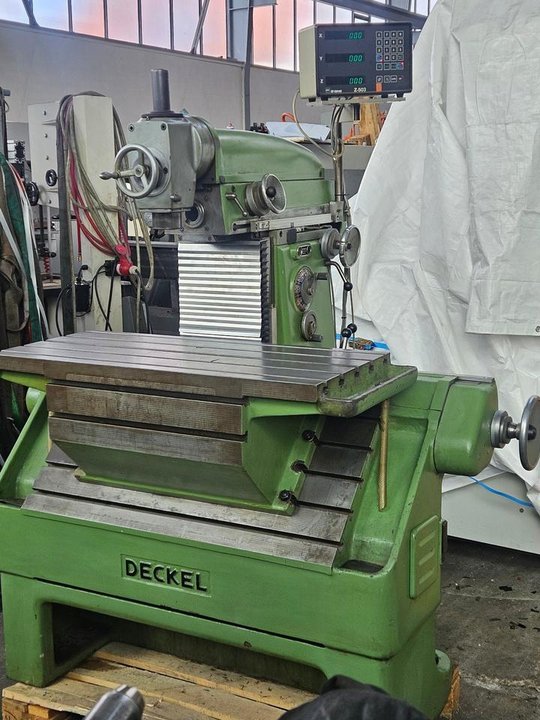 DECKEL FP2 LB Universal Milling Machine Milling Machine € 7300, нетто