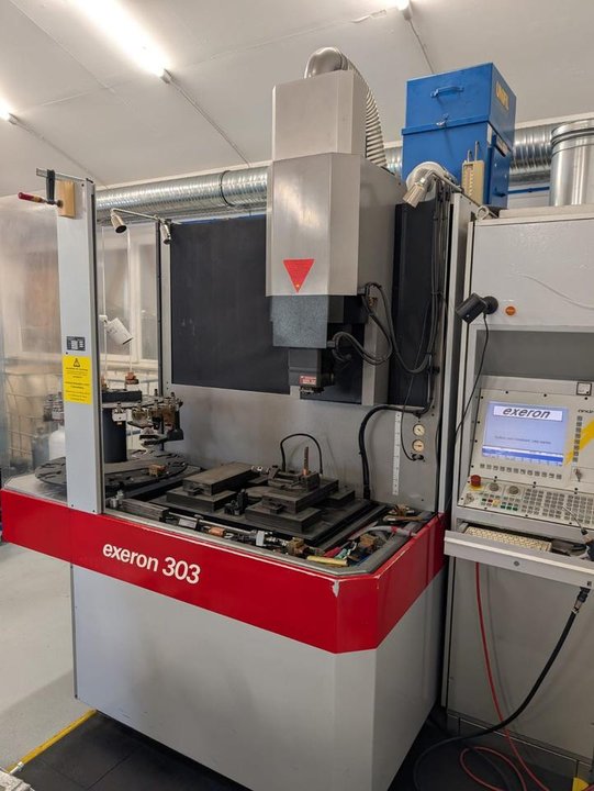 Senkerodiermaschine Exeron 303