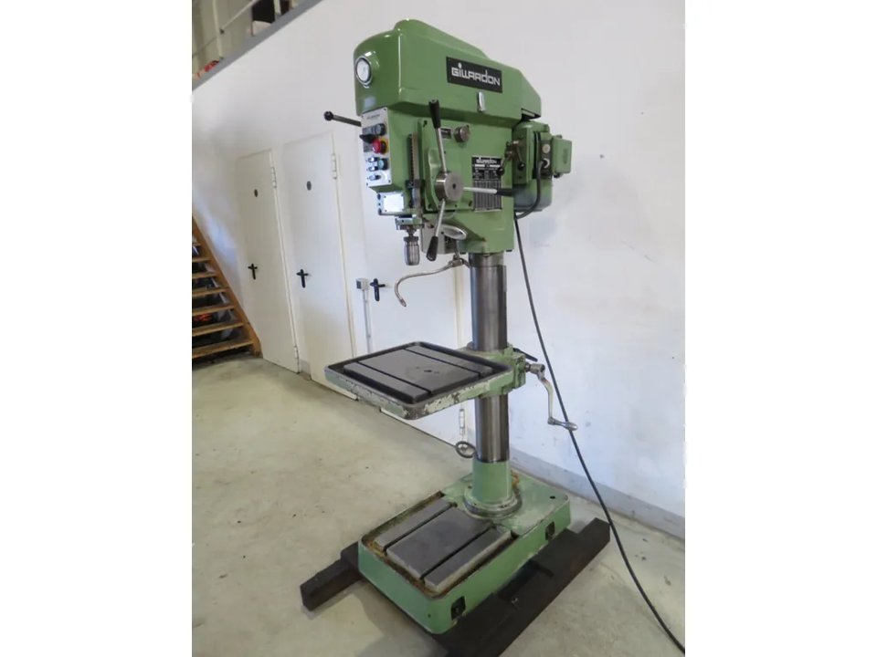 GILLARDON GB 30V колонна буровая машина
