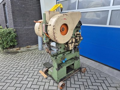 OMES - CEU 13 - Stanz- und Schermaschine