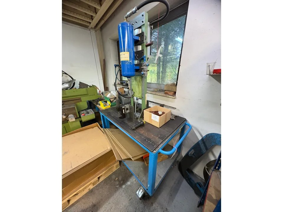 ATTEXOR SC 401/P35 S Blechstanzmaschine