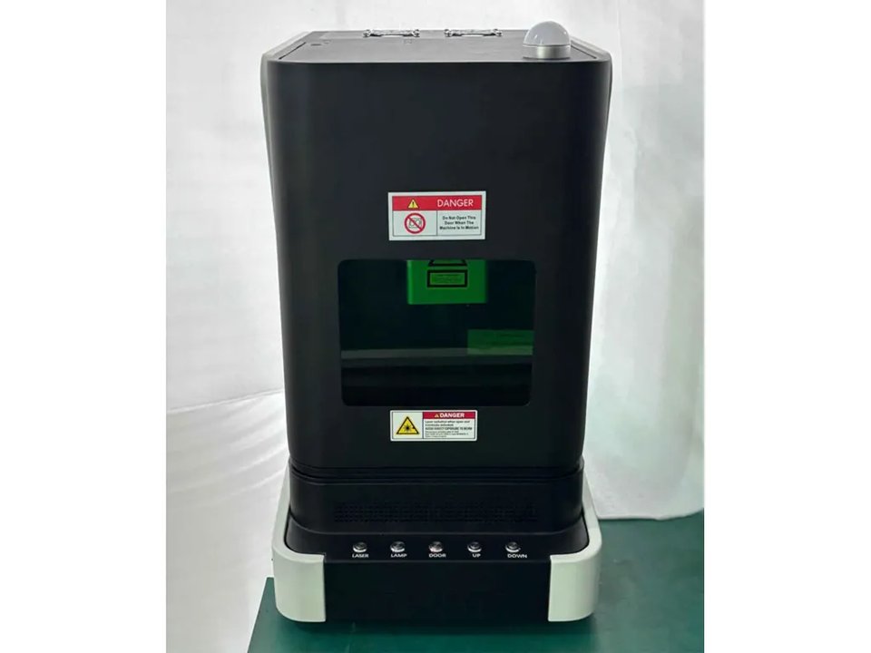 FREUTEK LMM0021 Neuer 20W Glasfaser-Lasermarker (110 x 110 mm) 2024