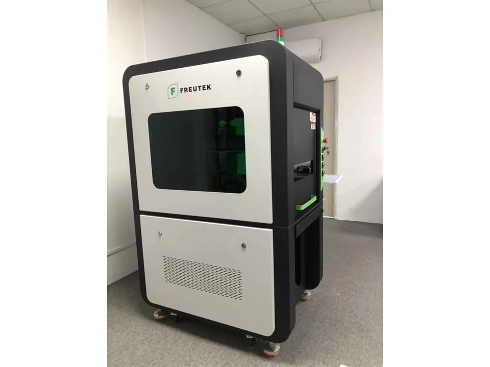FREUTEK LMM0019 All-in-One 80W Glasfaser-Lasermarker (300 x 300 mm)