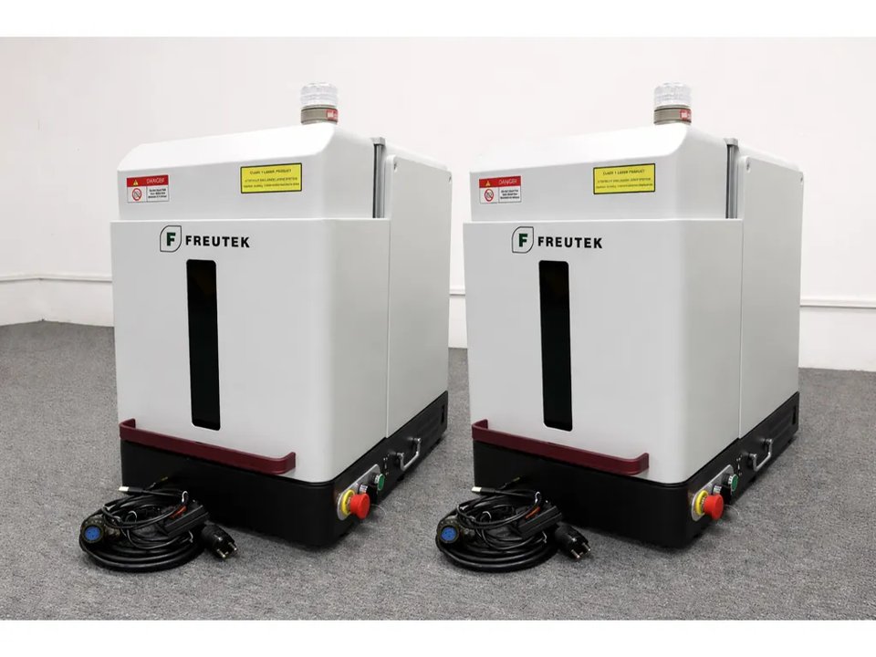 FREUTEK LMM0003 2x geschlossene Glasfaser-Lasermarkiermaschine 20W (110x110 mm)