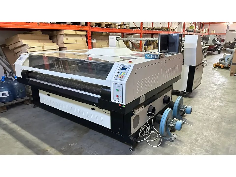 GOLDEN LASER JG-180100LD Laser cutting and engraving machine