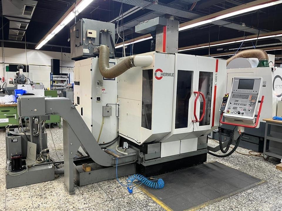 HERMLE C 600 V - 1998 3 nápravová fréza