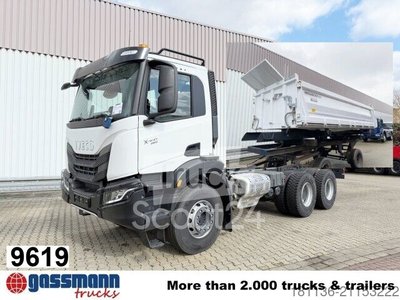 Kipper LKW Iveco X-Way AD300X46Z 6x4, Retarder, Navi neu