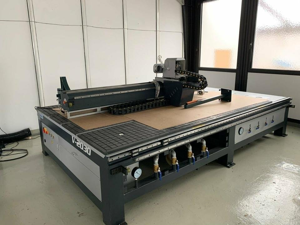 XYZCAM 3-Achs Portalfräsmaschine Portalfräse CNC Fräse V-2030 S