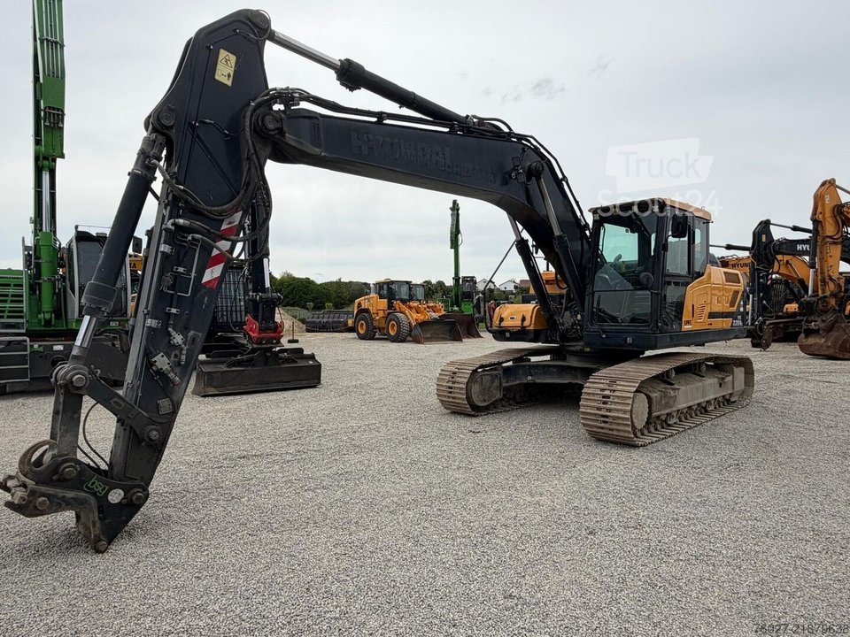 Raupenbagger Hyundai HX220AL gebraucht