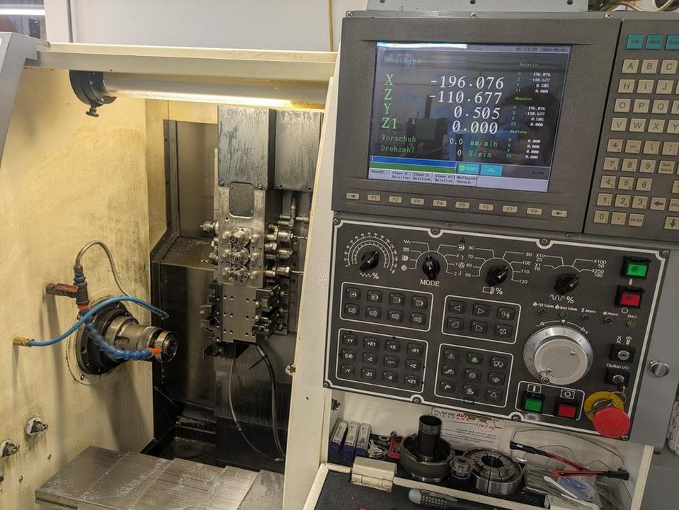 CNC Drehmaschine müga Top Zustand, sofort einsatzbereit