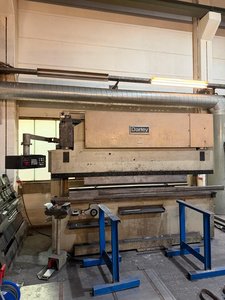 Abkantpresse Darley