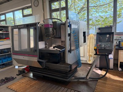DECKEL MAHO MH 600 B CNC Vertikalbearbeitungszentrum
