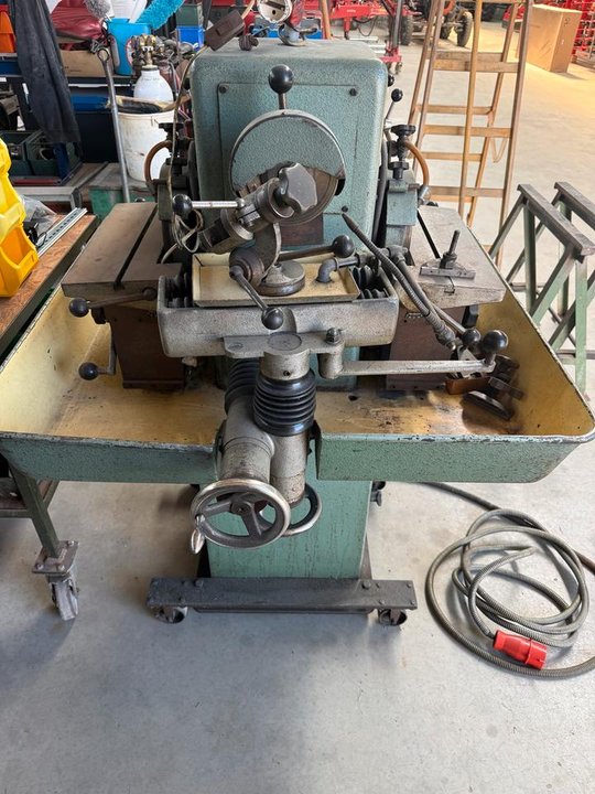 Sold Machine Grinder Solid No Cover