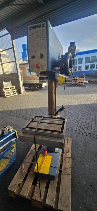 UNIMAX Radialbohrmaschine