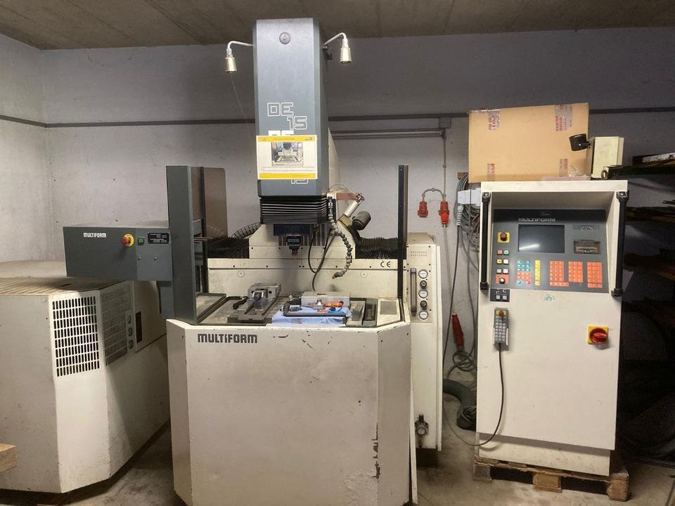 SENKERODIERMASCHINE MULTIFORM DE15 Gegen Gebot zu Verkaufen